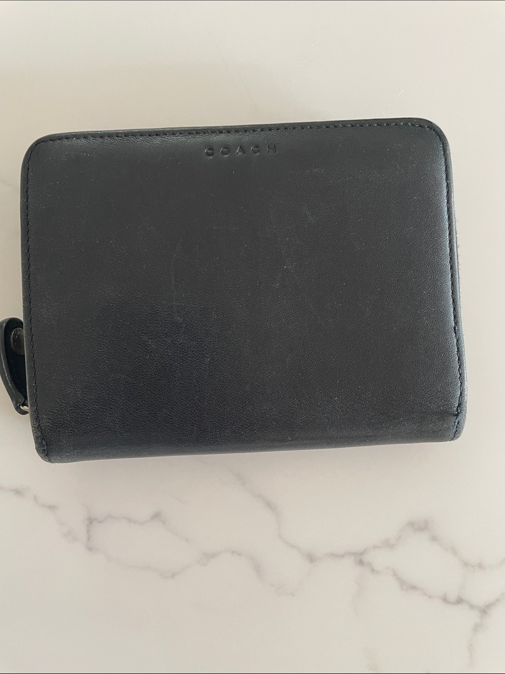 Vintage Coach Black Leather Zip-Around wallet
